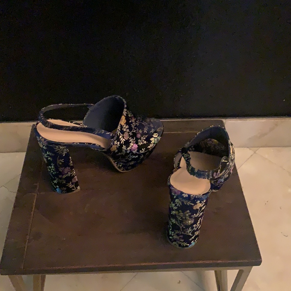 Wild Diva Lounge Shoes - Picture 8 of 8